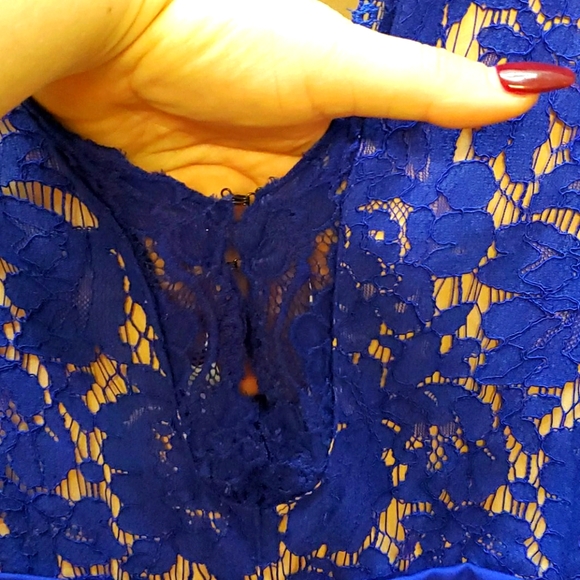 Lulus Dresses & Skirts - Lulu's Sexy V-neck Lace Dress